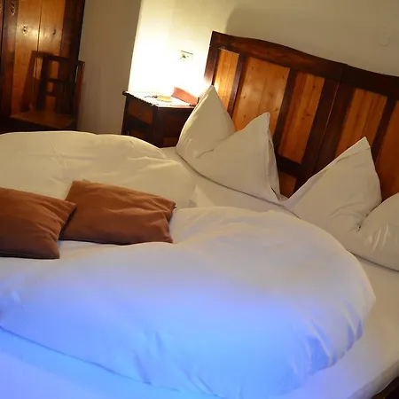 Zur Sonne Hotel 2*