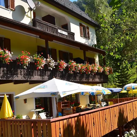 Zur Sonne Hotel 2*