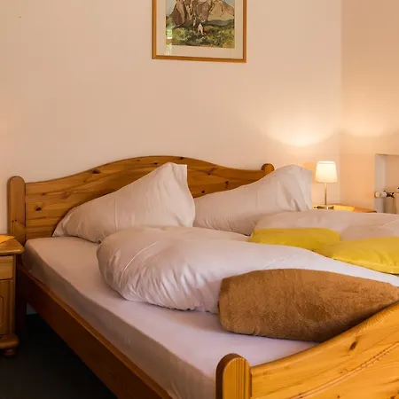 Zur Sonne Hotel 2*